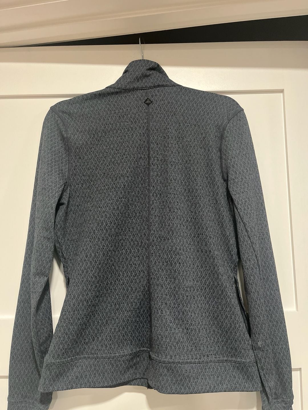 prAna Women's Grey Diamond Pattern Full Zip Mock Neck Jacket Size M 8
