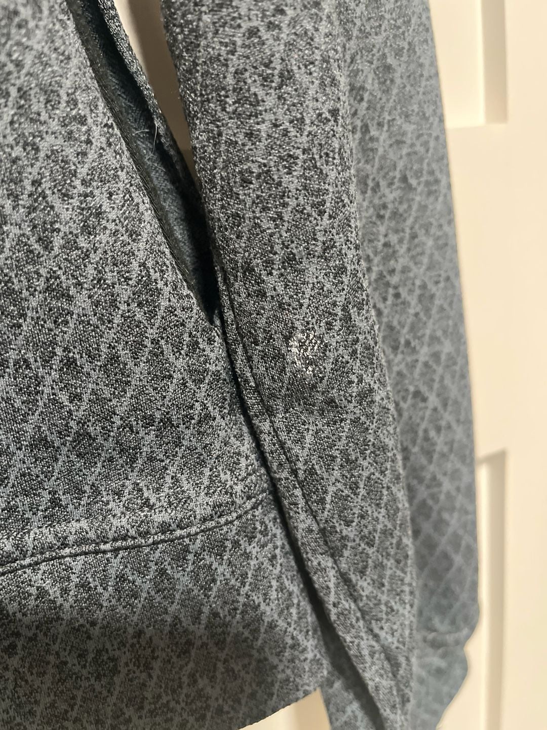 prAna Women's Grey Diamond Pattern Full Zip Mock Neck Jacket Size M 10