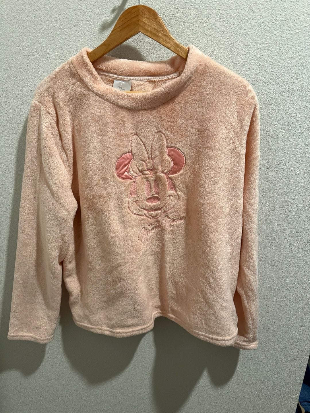 Disney 100 Womens Peachy Pink Fleece Minnie Mouse Long Sleeve Pajama L 1