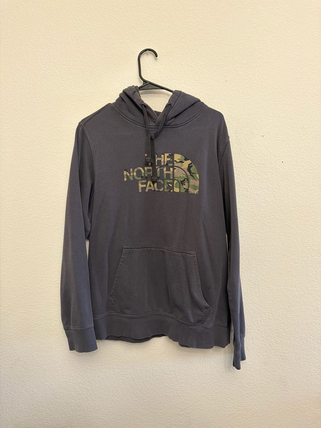 The North Face Half Dome Pullover Hoodie Grey Camo Logo Size Medium 2