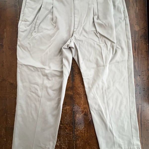Savane Tailored 2u Comfort Waist Pleated Khaki Chino Pants 42x30