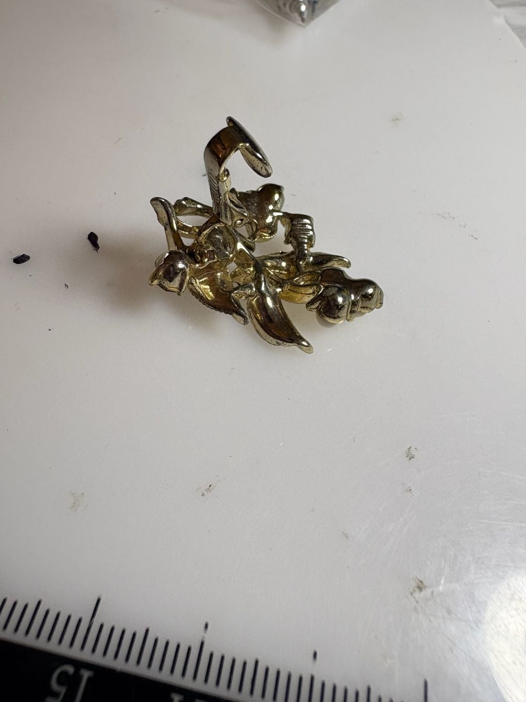 Vintage Coro White Enamel Leaf and Berry Rhinestone Clip-On Earrings 9