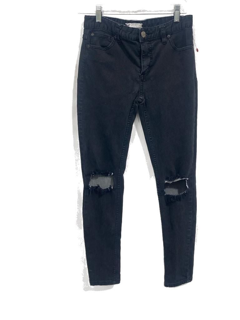 Free People Women’s Size 27 Shark Bite Black Distressed Skinny Jeans 2