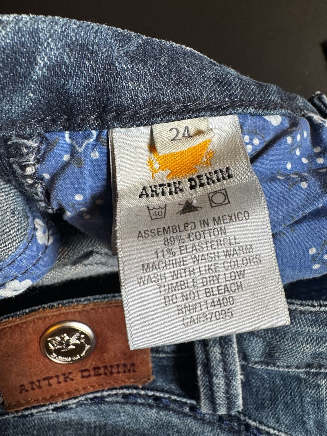 Antik Denim Embroidered Low Rise Bootcut Jeans Size 24 6