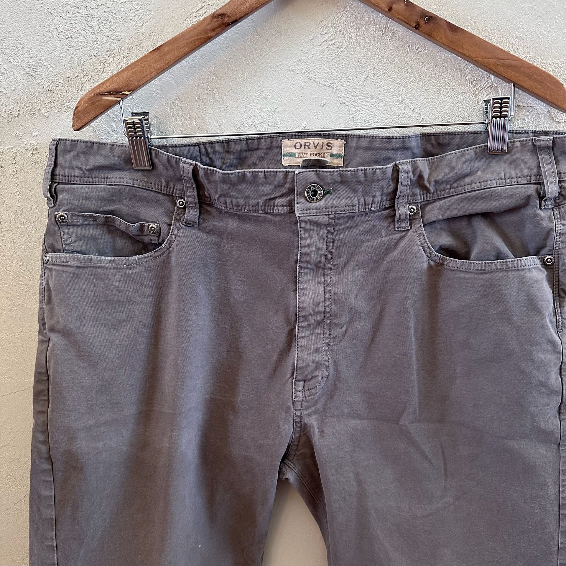 Orvis Men's Five Pocket Stretch Twill Pants Size 40x32 Grey 4