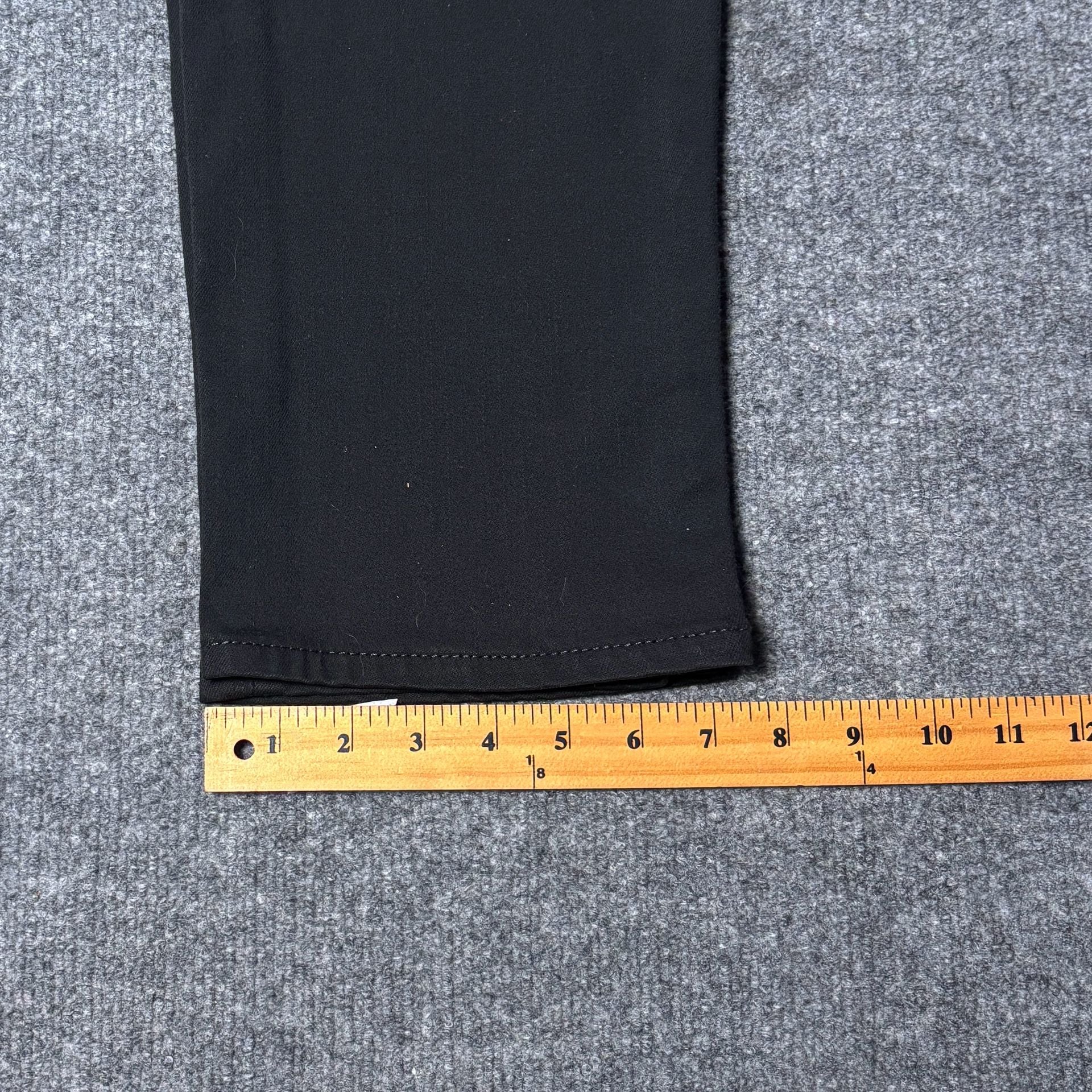 True Religion Geno Relaxed Slim Black Jeans Mens Size 34 19