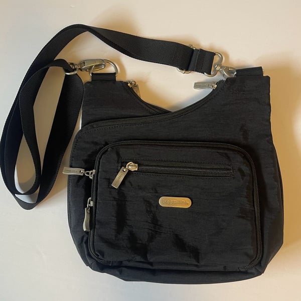 Baggallini Everywhere Bagg Black Nylon Crossbody Bag 10x9