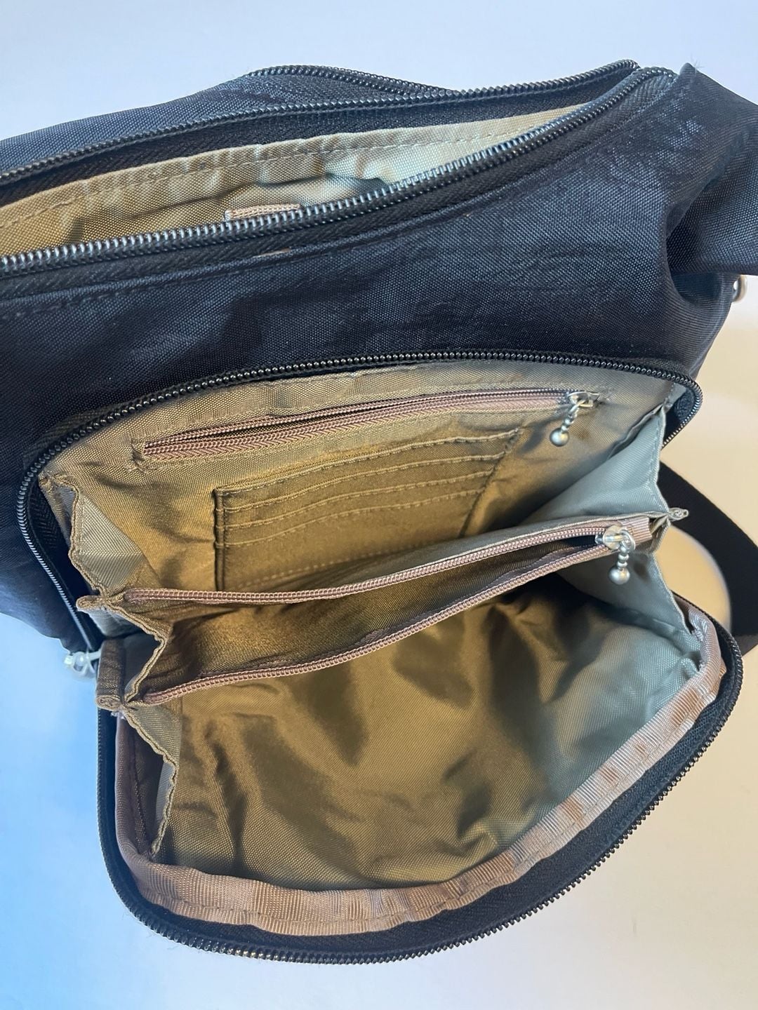 Baggallini Everywhere Bagg Black Nylon Crossbody Bag 10x9 9