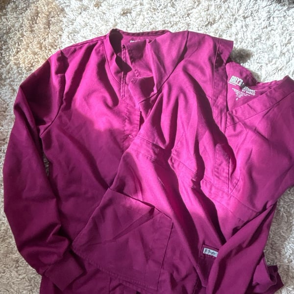 Grey's Anatomy Women's Scrub Set:(0046)Mock Wrap Top & Snap Front Jacket, Size S, Wine