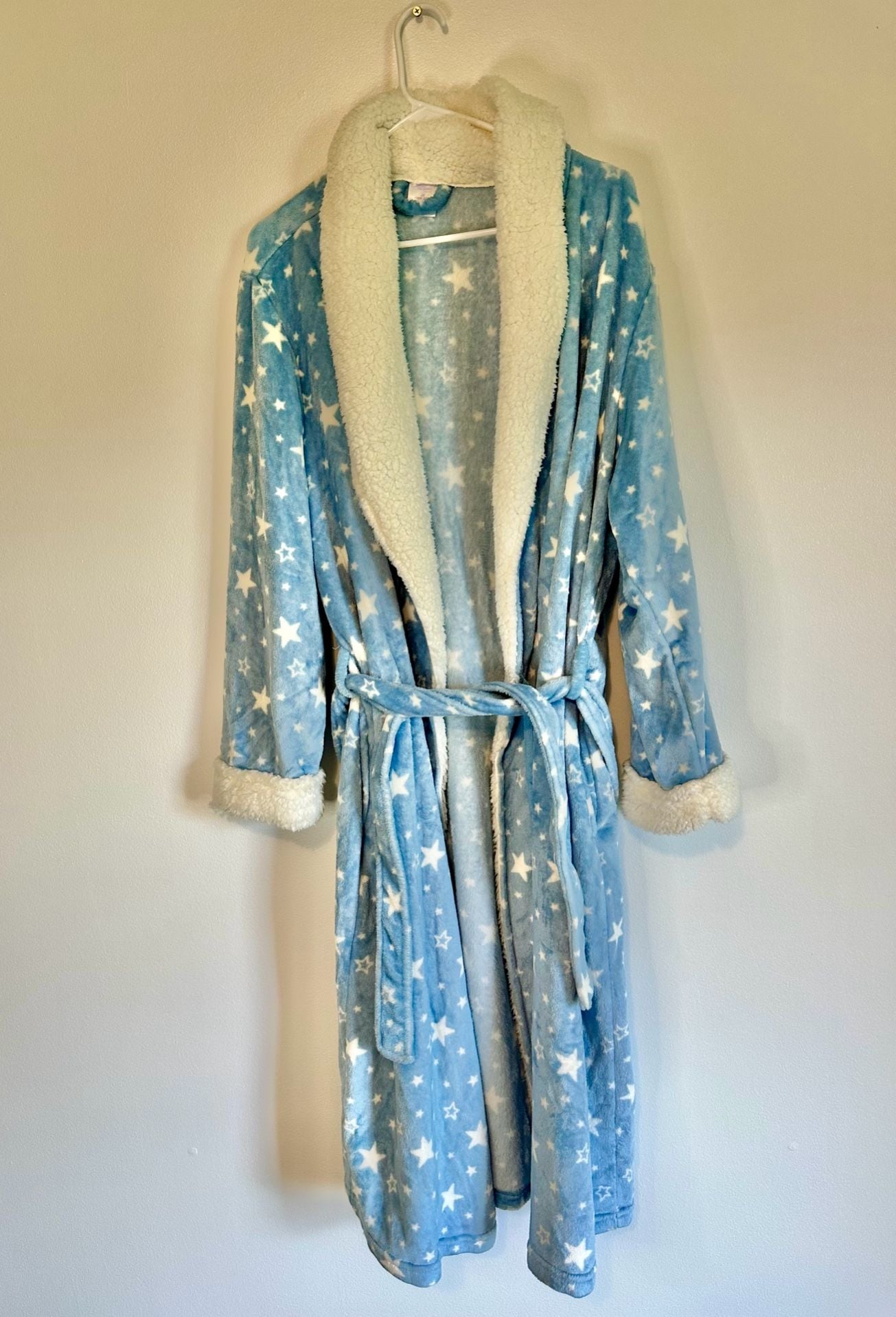 Robe Secret Treasures Fuzzy blue white robe stars super soft and cozy 2XL XXL 2