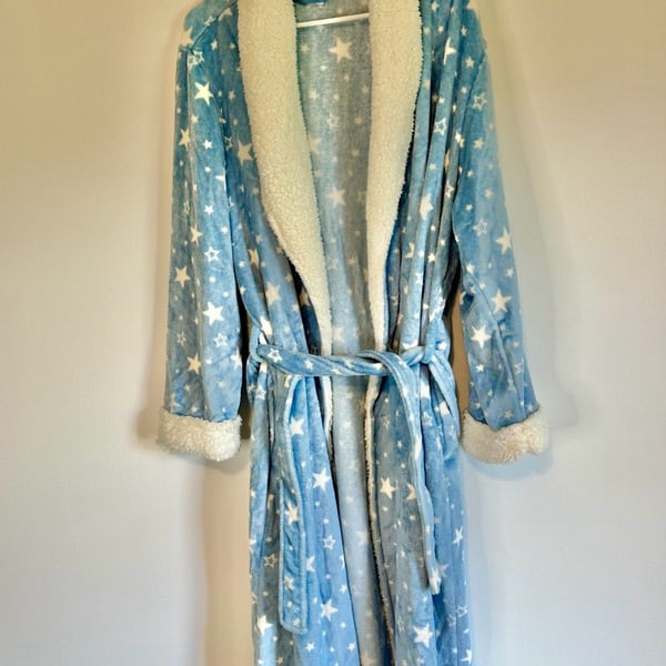 Robe Secret Treasures Fuzzy blue white robe stars super soft and cozy 2XL XXL