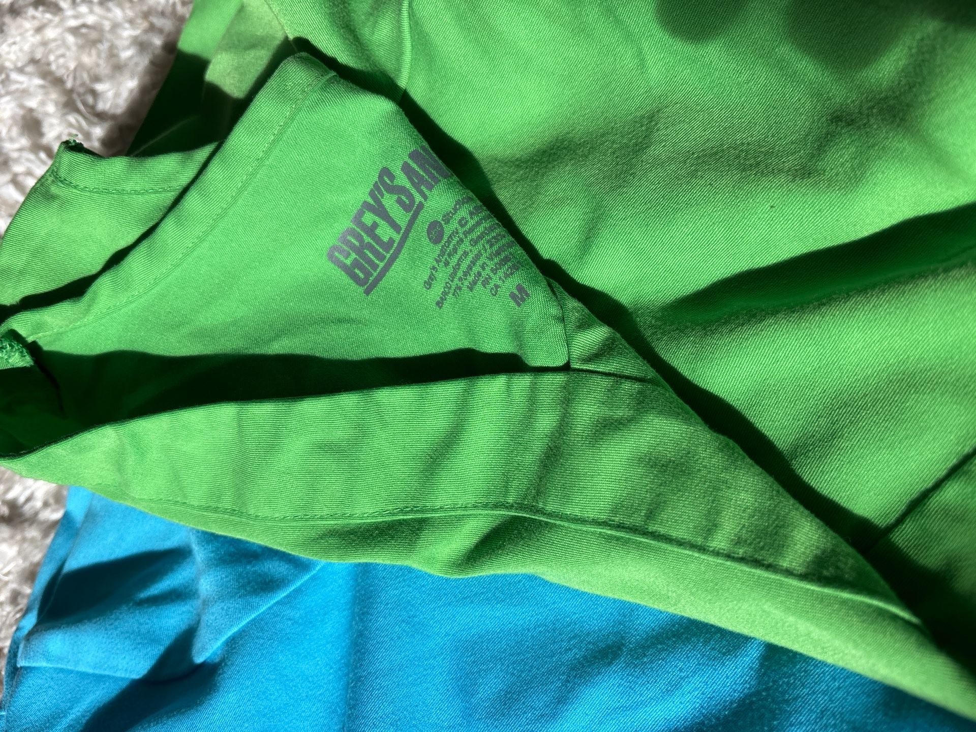 Grey's Anatomy by Barco Mock Wrap Scrub Tops Lot of 2 Green Blue Size M(0050) 8