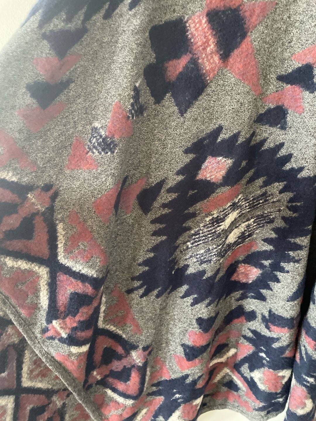 Lucky Brand Southwestern Aztec Pattern Open Front Poncho Wrap, One Size 8
