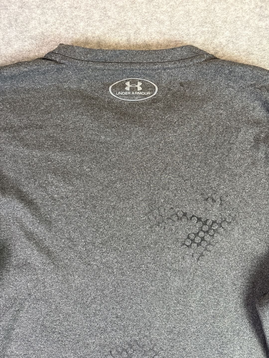 Under Armour HeatGear Long Sleeve Athletic Shirt Grey Size Medium 10