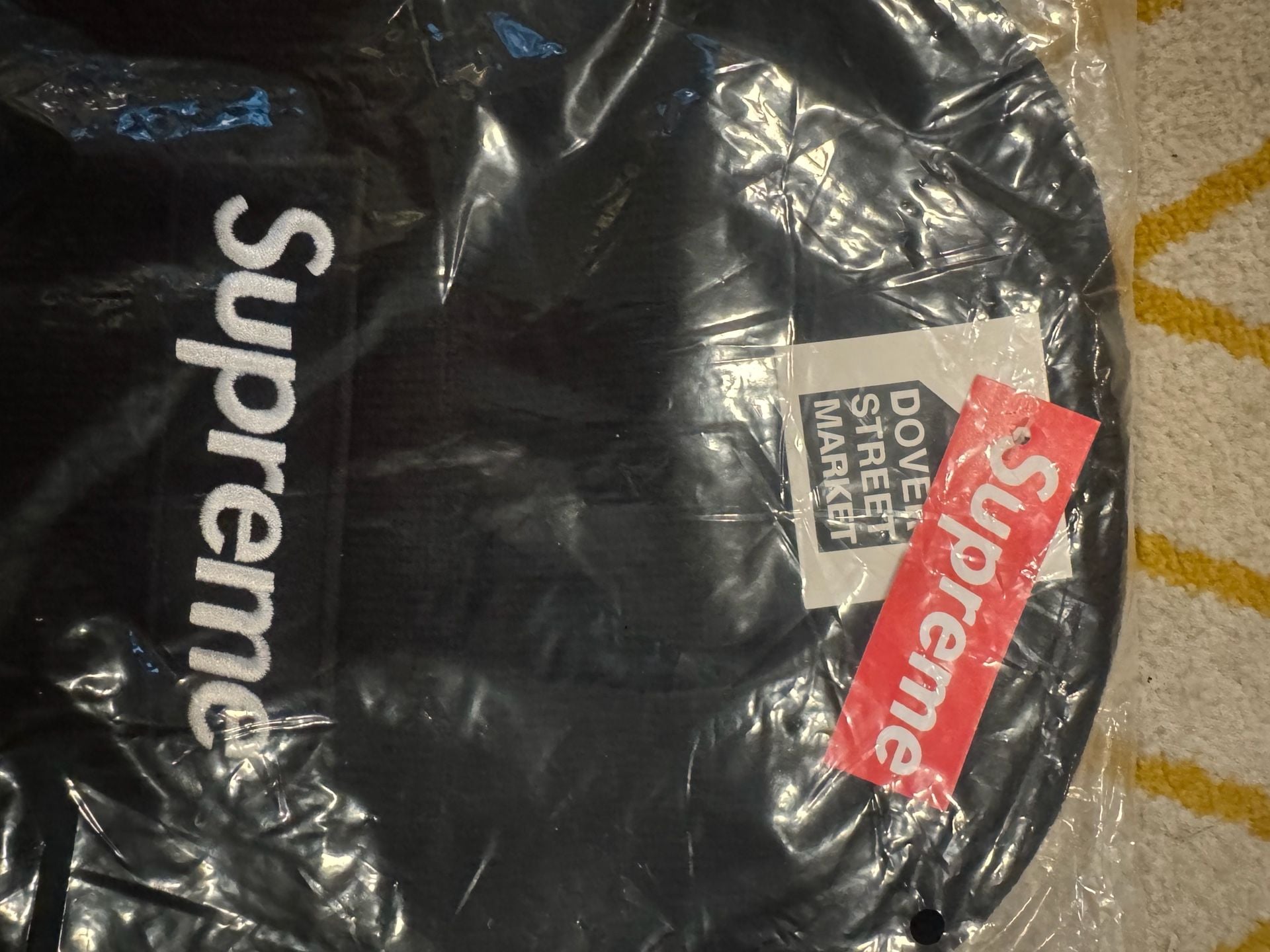 Supreme New Era Box Logo Beanie FW24 Black OS 2