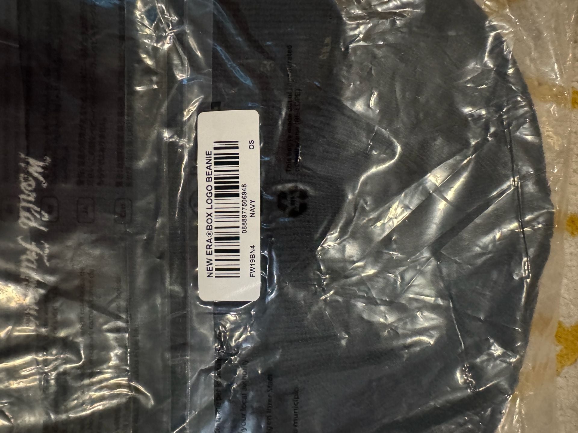 Supreme New Era Bandana Box Logo Beanie Navy FW19 OS 3