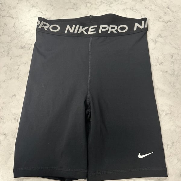 Nike Pro Women's 7" Training Shorts Black