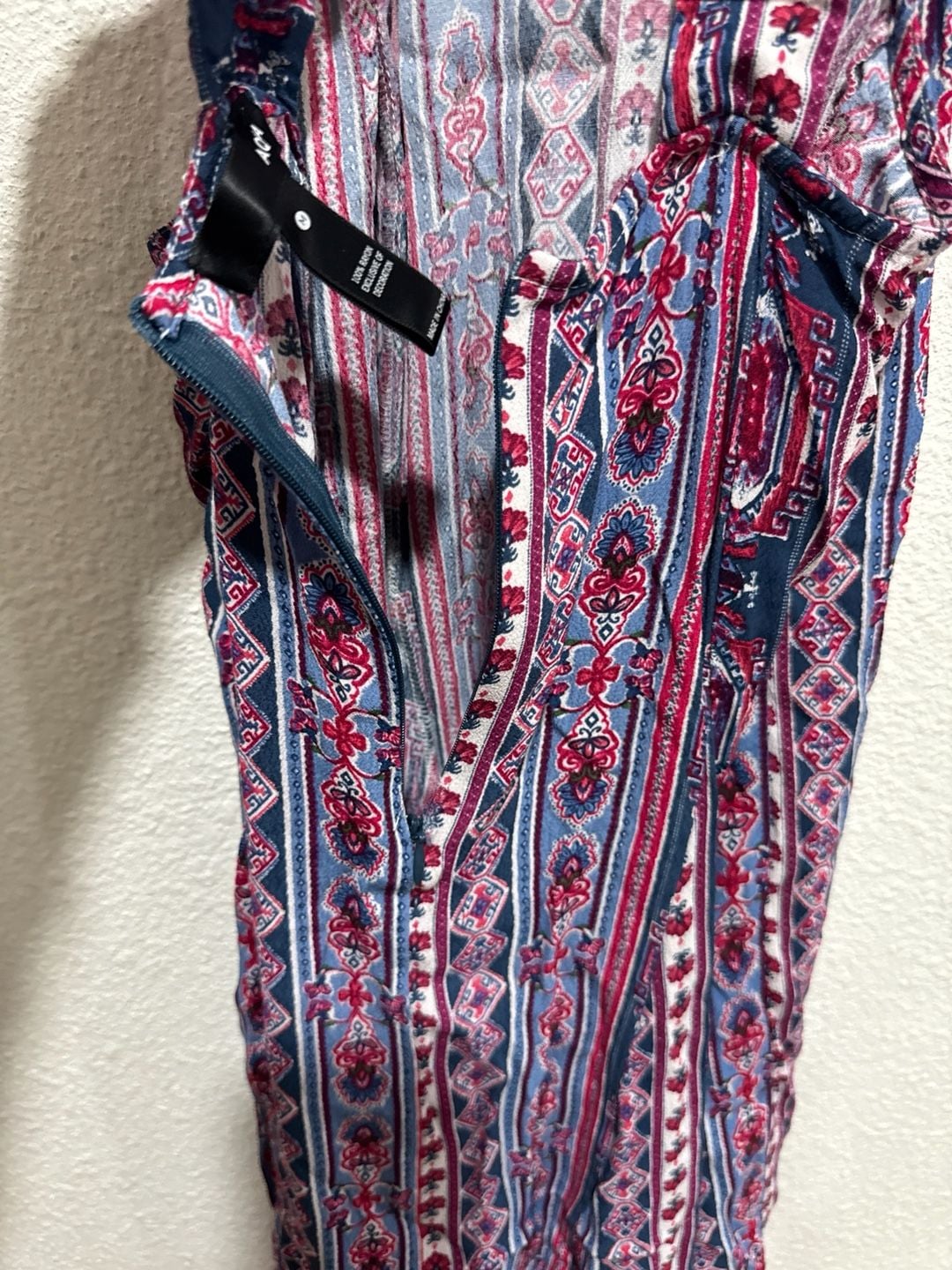 AQA Blue and Red Geometric Stripe Halter Neck Open Back Romper Dress Size Medium 4