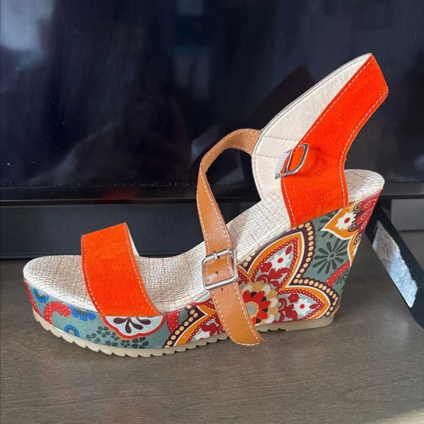 L'Artiste by Spring Step Orange Suede Floral Print Wedge Sandals