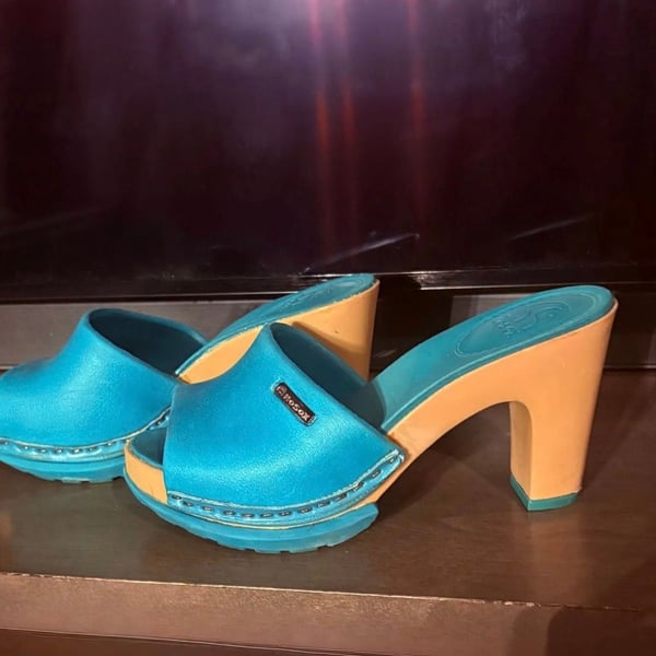 NoSox Turquoise Leather Platform Mule Sandals Block Heel Clogs