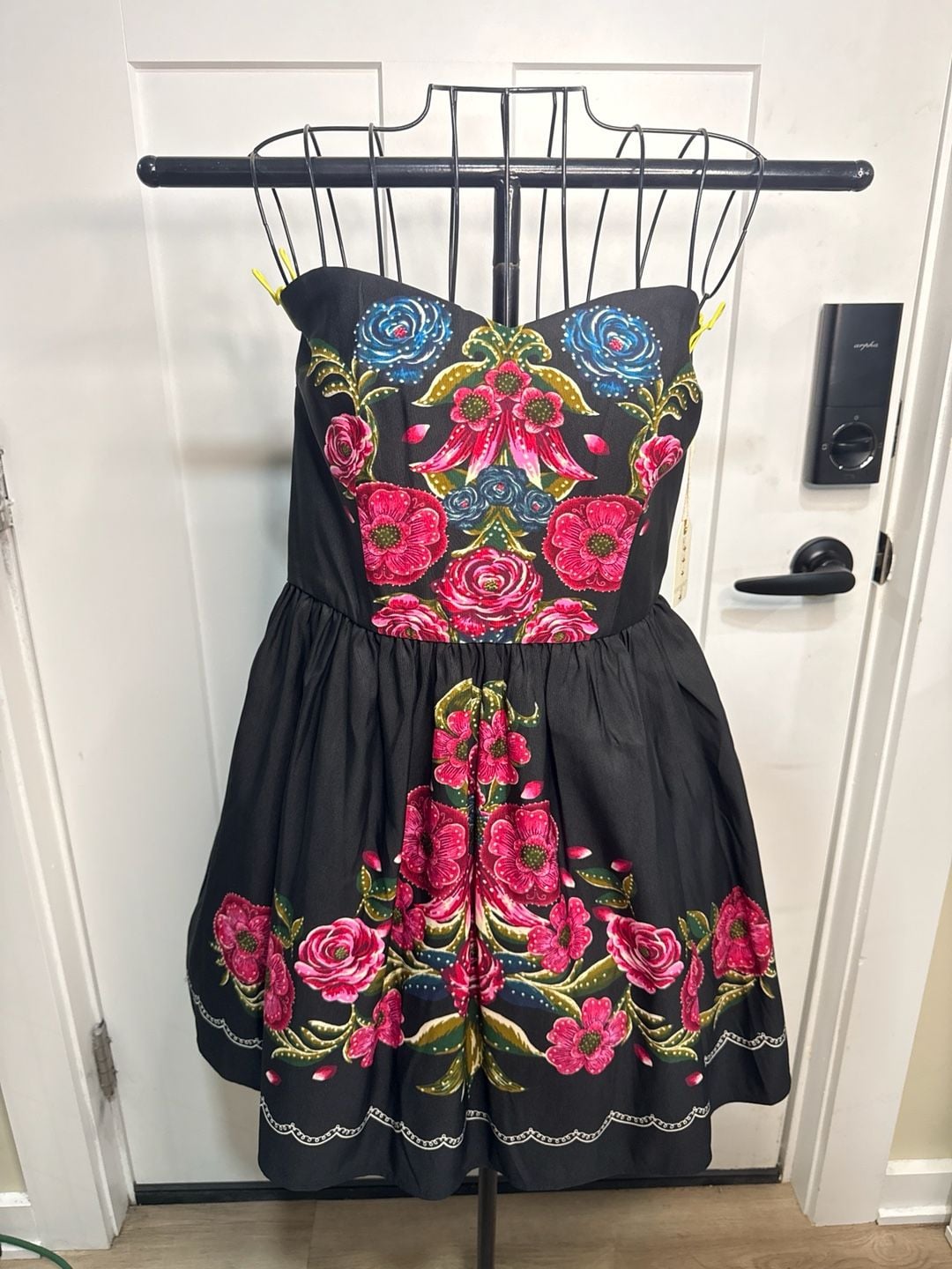 Forever 21 Strapless Floral Sweetheart Mini Dress Black Fuchsia Size L 2