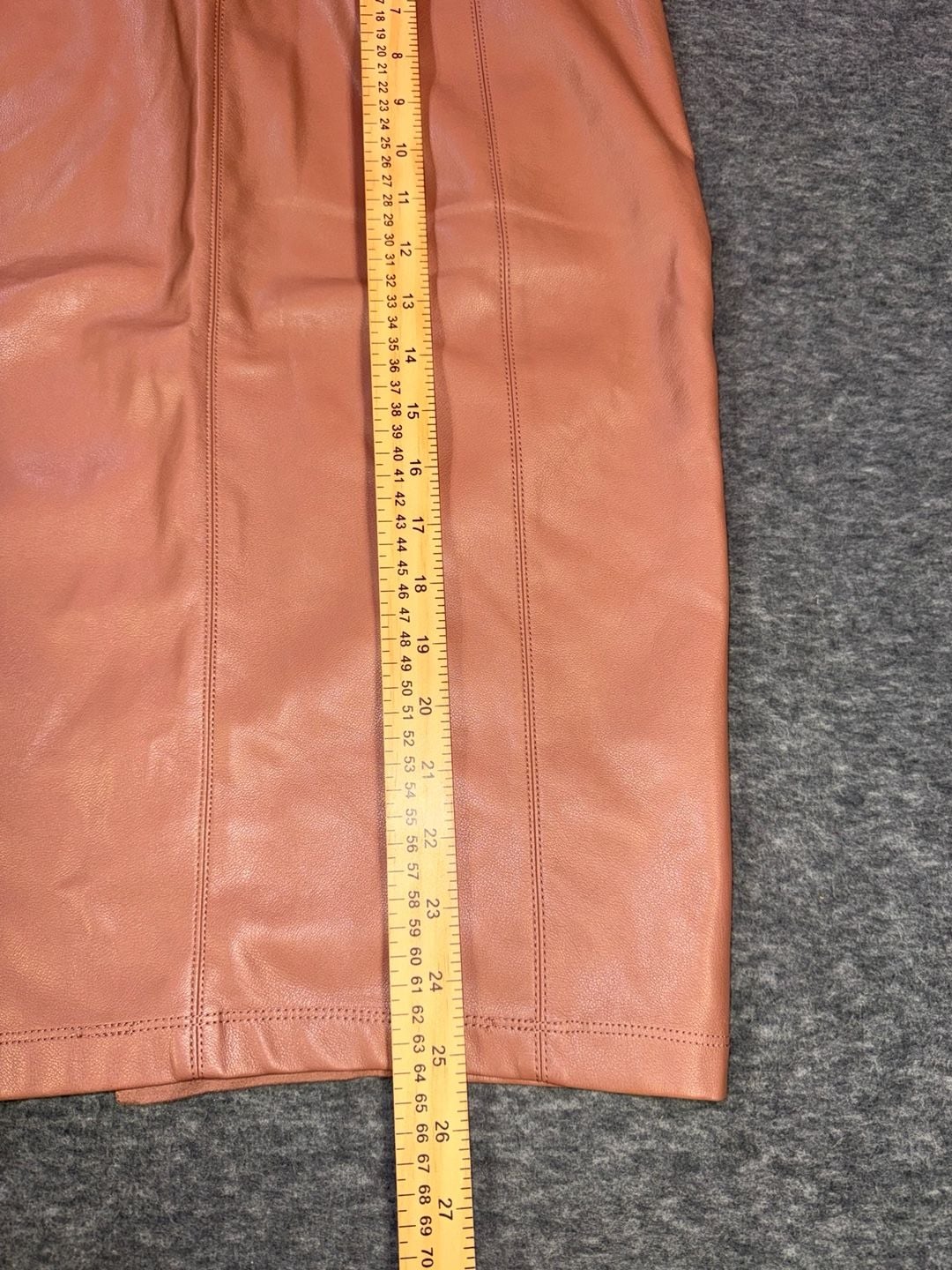 Marc New York Andrew Marc Mauve Faux Leather Pencil Skirt Size S 5