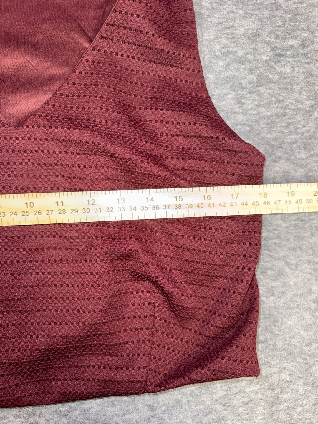 Forever 21+ Burgundy Textured V-Neck Crop Top Size 1X 3