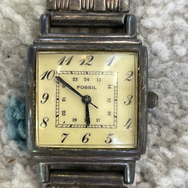 Vintage Fossil VT 2462 Watch