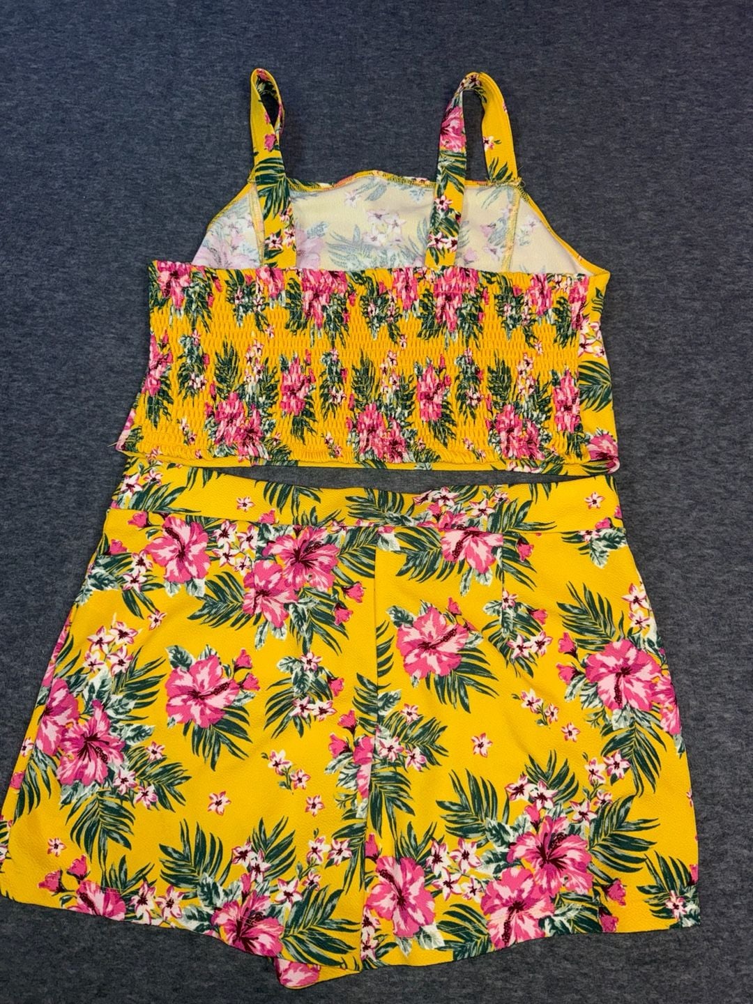 No Boundaries Tropical Floral Crop Top and Shorts 2-Piece Set XXL (19) 9