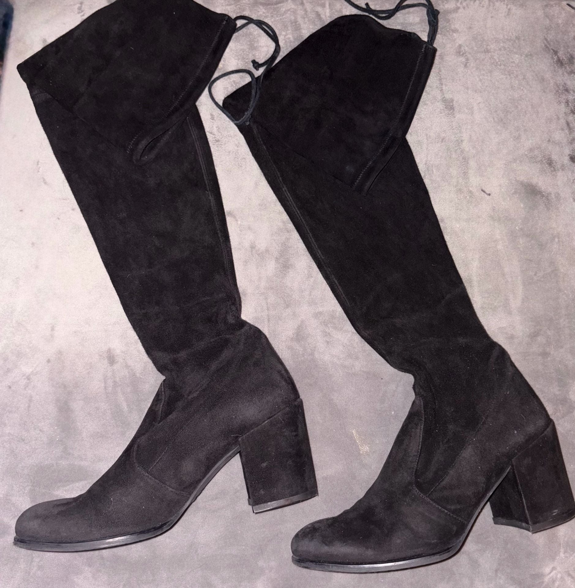 Stuart Weitzman 2