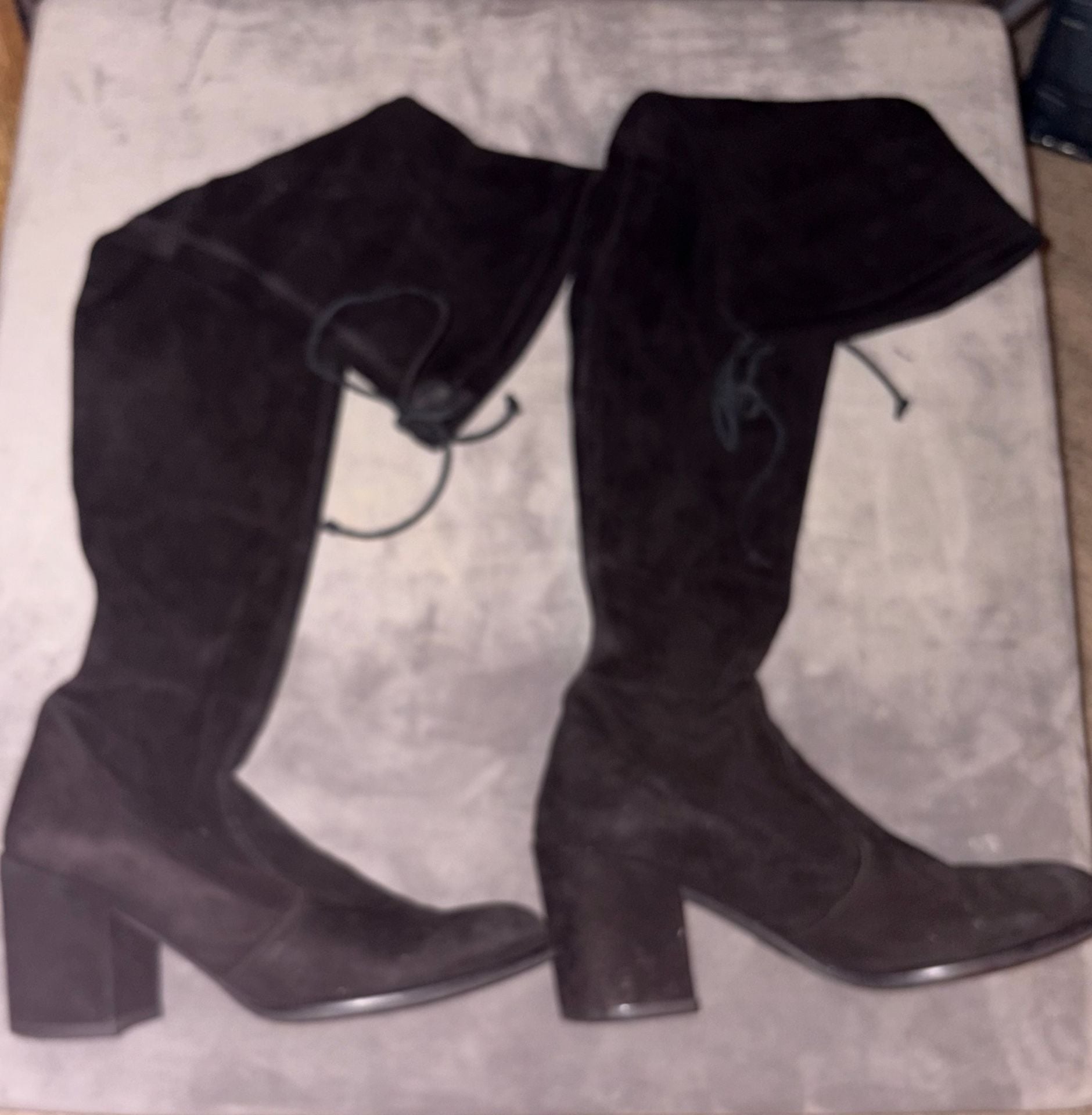 Stuart Weitzman 4