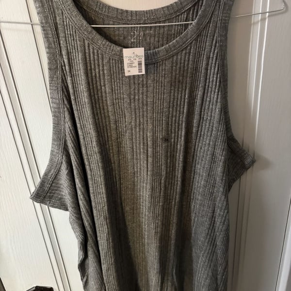Maurices 24/7 Grey Ribbed Shimmer Tank Top Size 3X