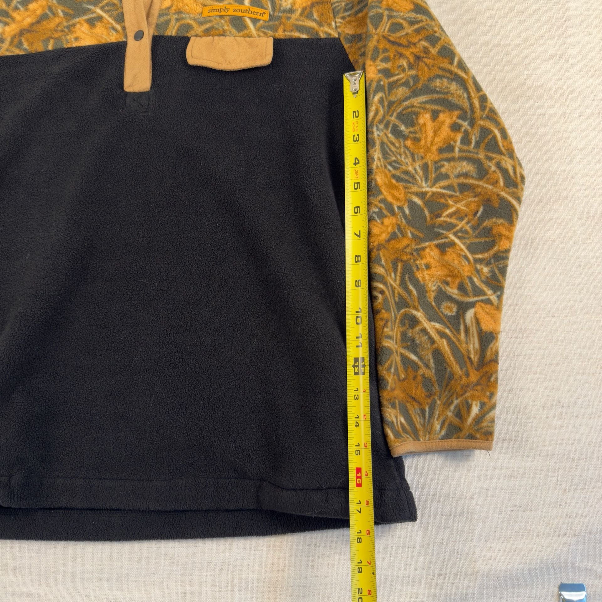 Simply Southern Camo and Black Fleece Snap Pullover Size L 6