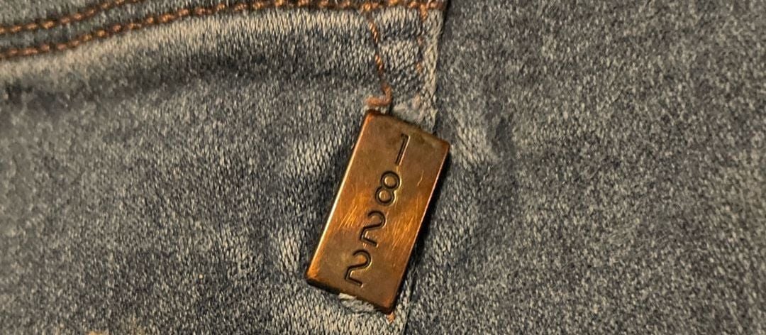 1822 Denim Dark Wash Skinny Jeans Size 30 4