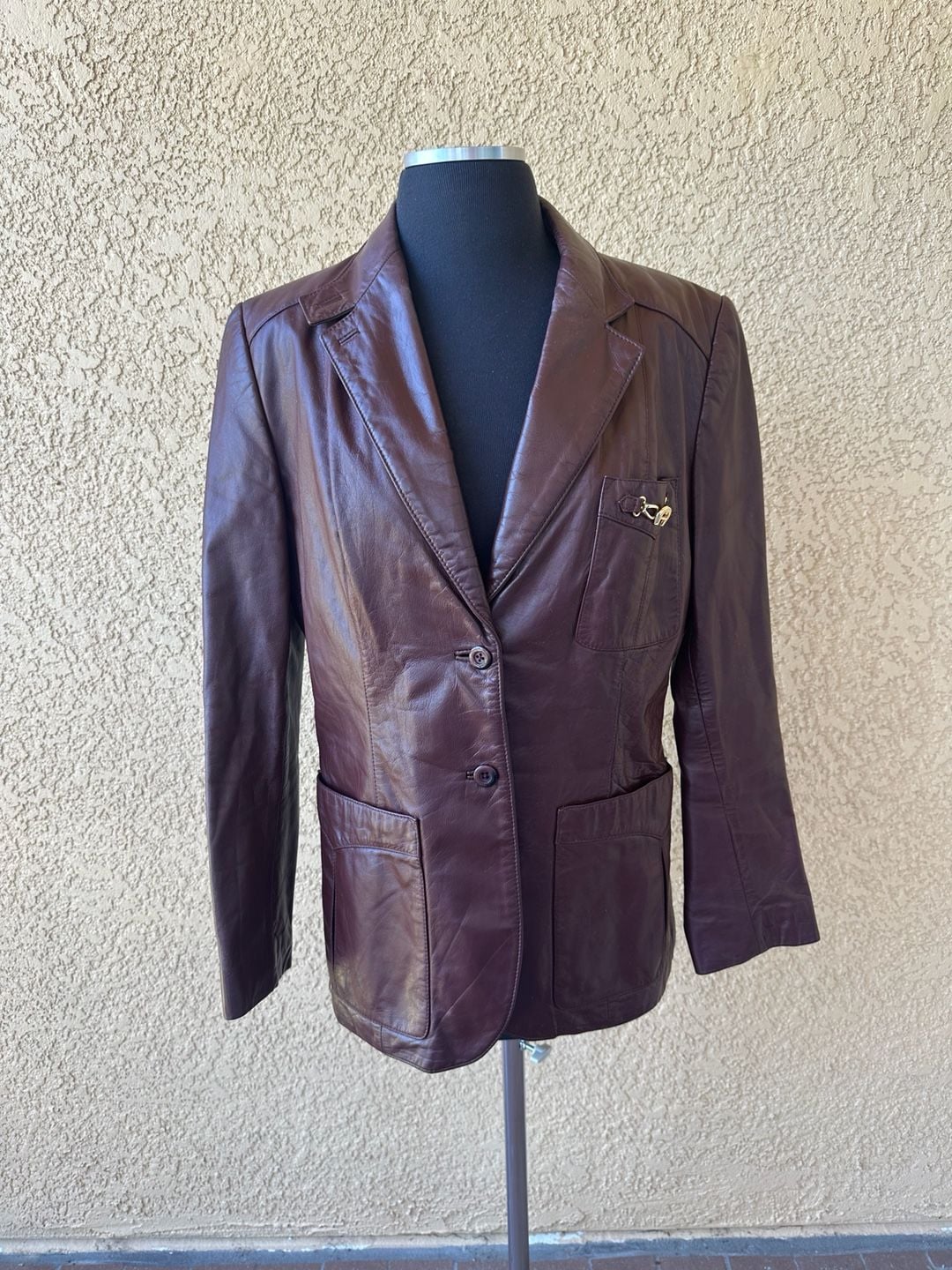 Etienne Aigner Vintage Burgundy Leather Blazer Jacket with Gold Logo Hardware 2