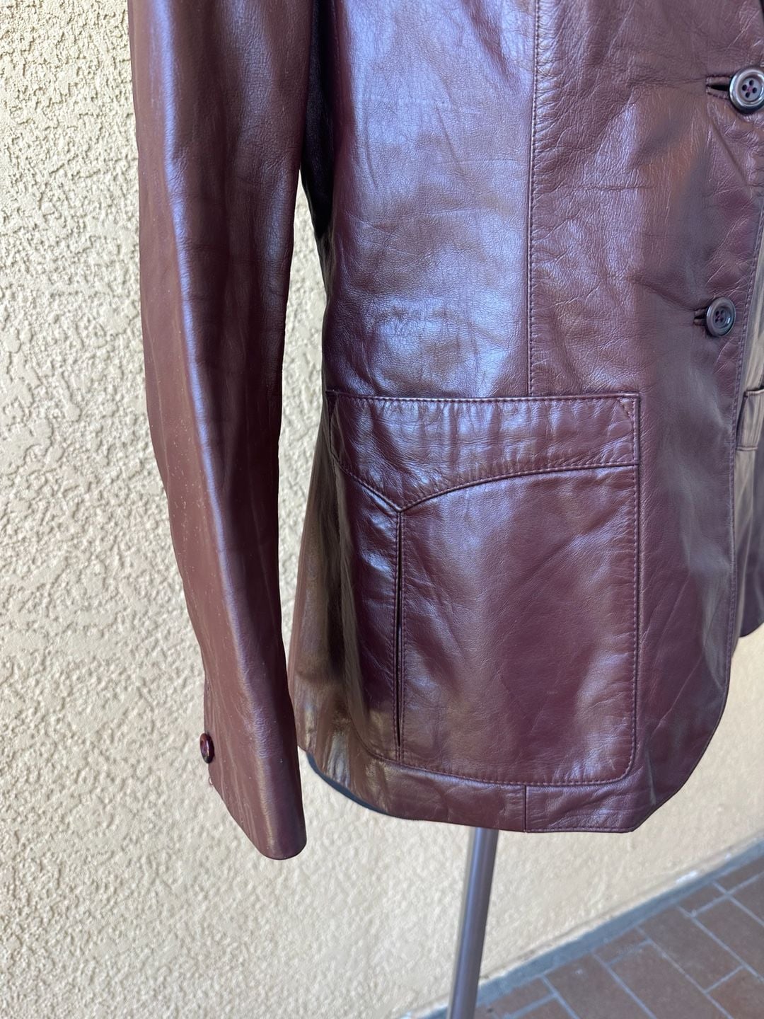 Etienne Aigner Vintage Burgundy Leather Blazer Jacket with Gold Logo Hardware 5