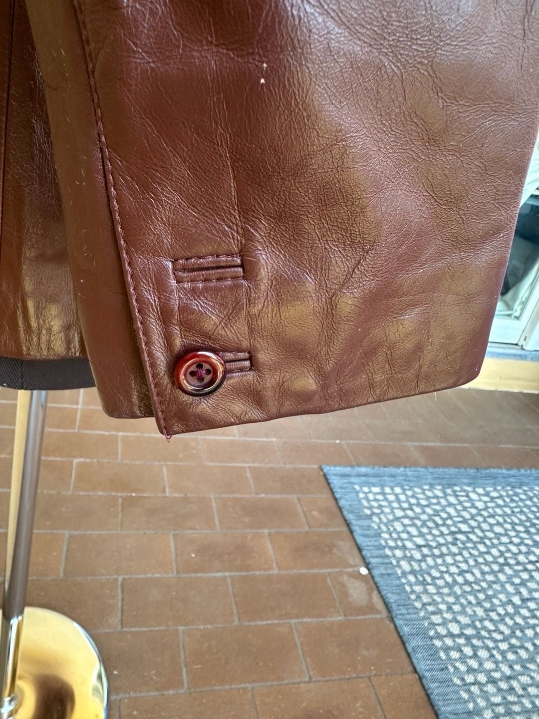 Etienne Aigner Vintage Burgundy Leather Blazer Jacket with Gold Logo Hardware 6