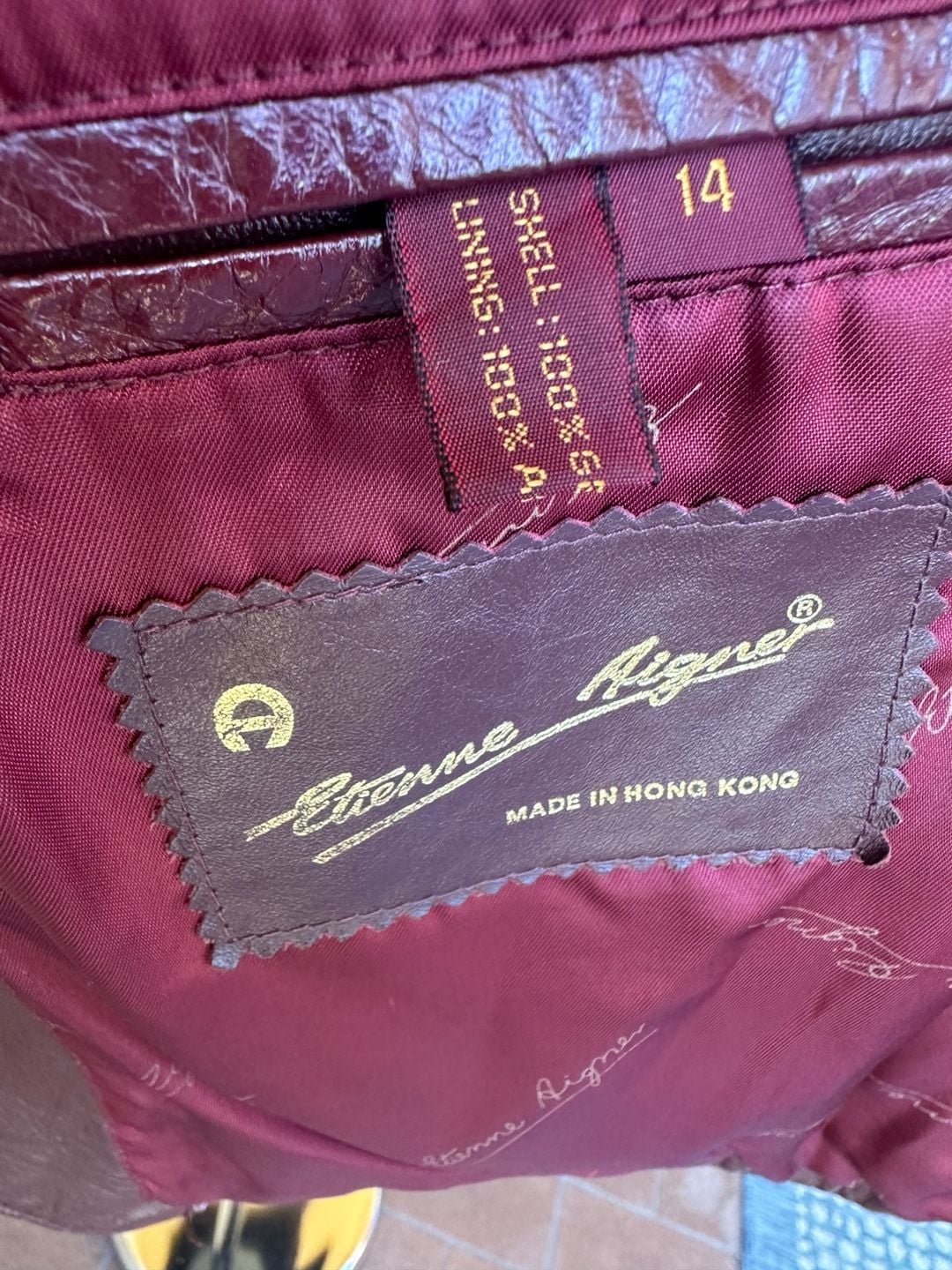 Etienne Aigner Vintage Burgundy Leather Blazer Jacket with Gold Logo Hardware 10