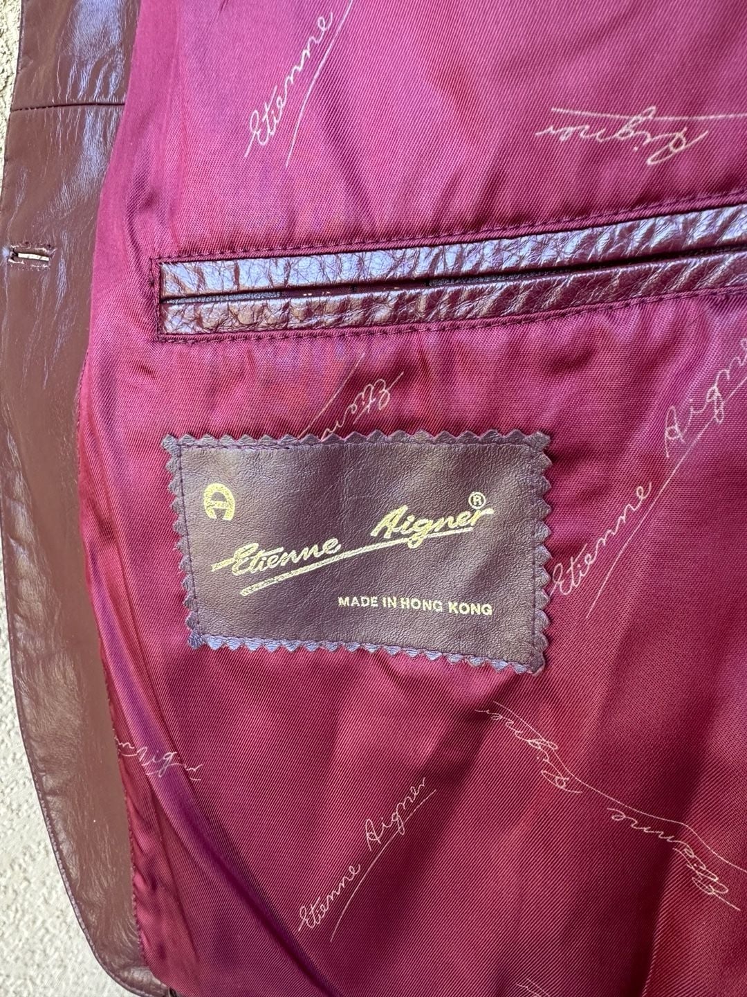 Etienne Aigner Vintage Burgundy Leather Blazer Jacket with Gold Logo Hardware 11