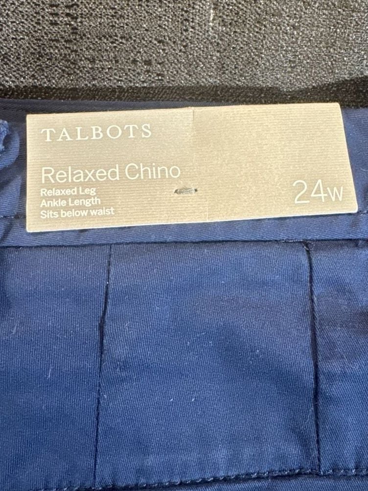 Talbots Relaxed Chino Flamingo Embroidered Pants Size 24W Plus 3