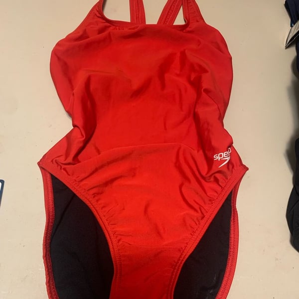 Speedo Women's Red One-Piece Flyback Training Swimsuit