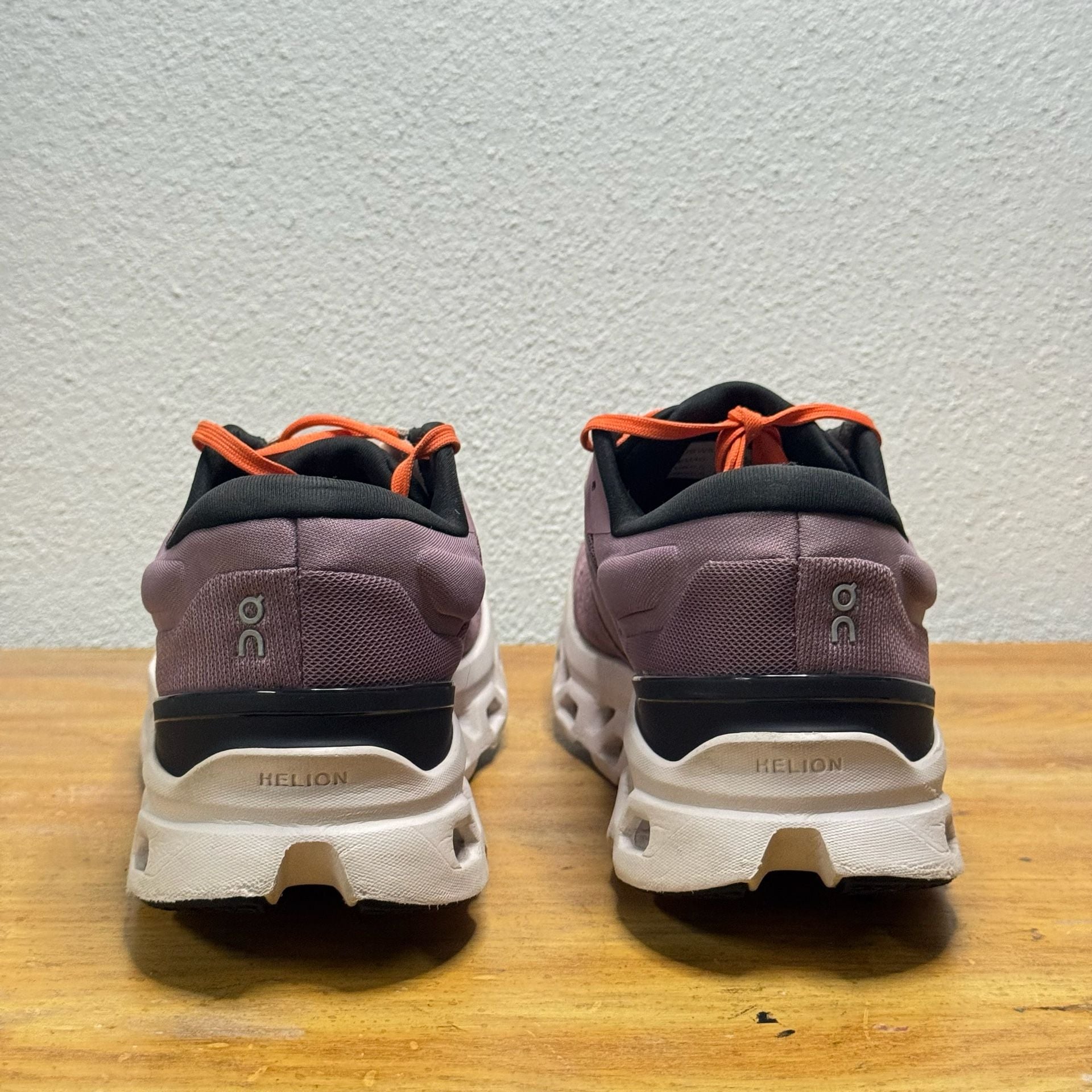 On Cloudstratus 3 Womens Running Shoes Size US 8.5 EUR 40 Purple Lily 5