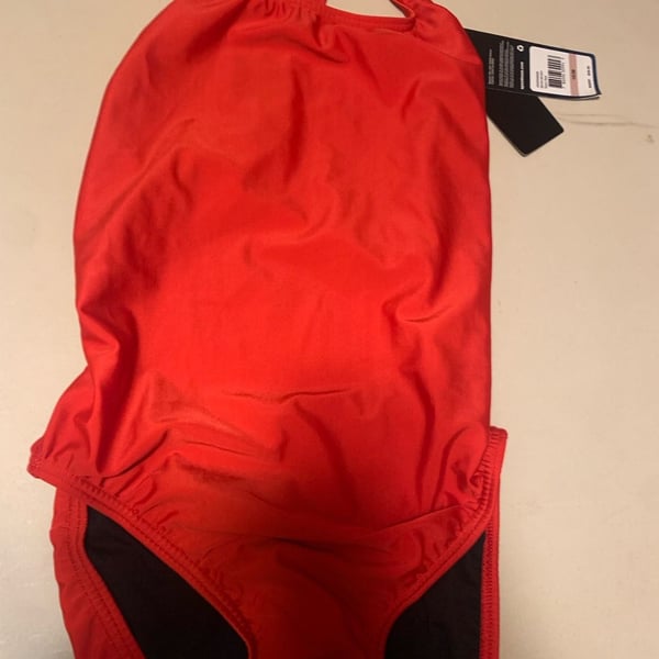 Speedo Girls' Solid Flyback One Piece Swimsuit Red Size 14/30