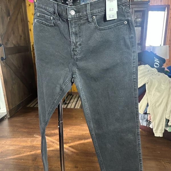 Hollister Epic Flex '90s Slim Jeans 30x32