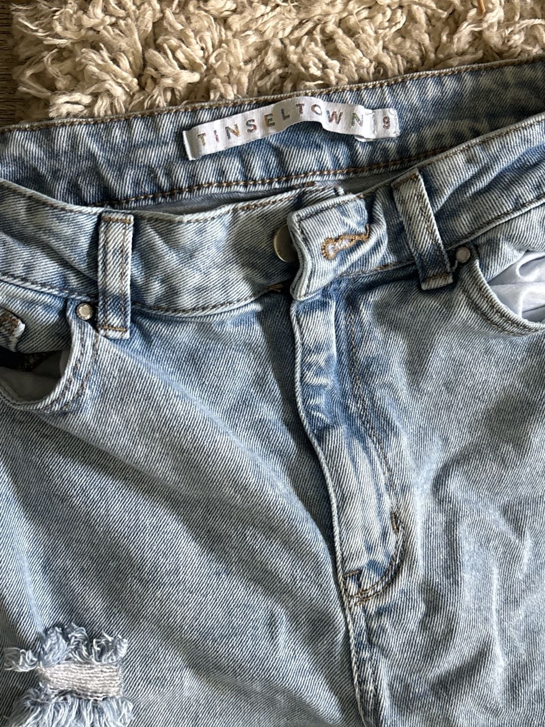 Tinseltown Light Wash Distressed Skinny Jeans Size 9(0053) 2