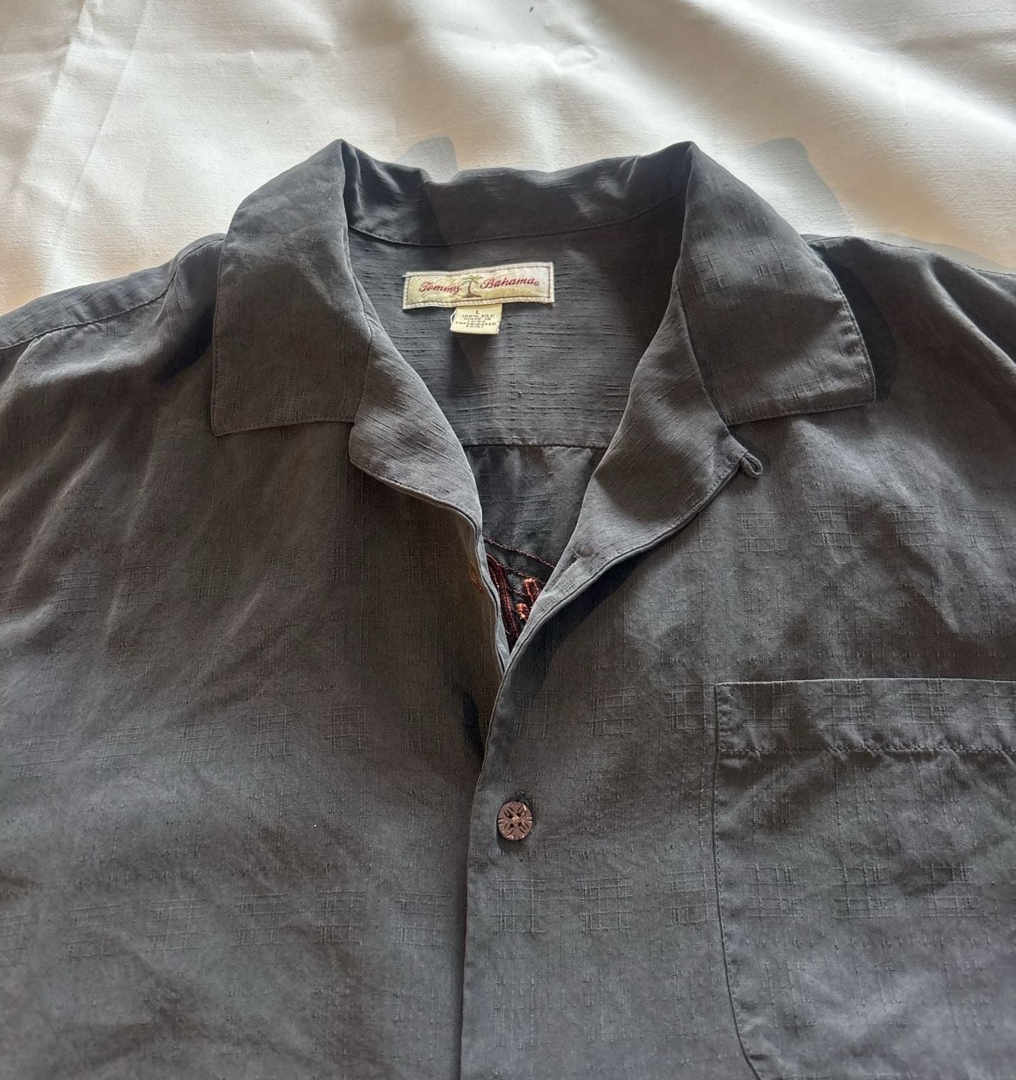 Tommy Bahama 100% Silk Short Sleeve Camp Shirt Black Size L 9