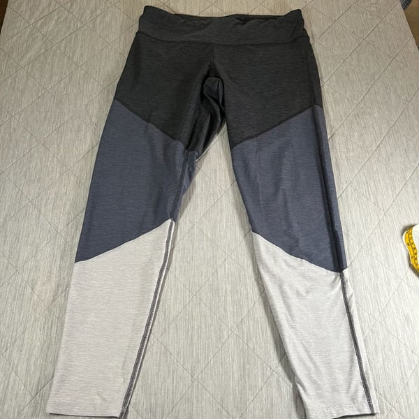 Champion Women's Colorblock Leggings Size XL