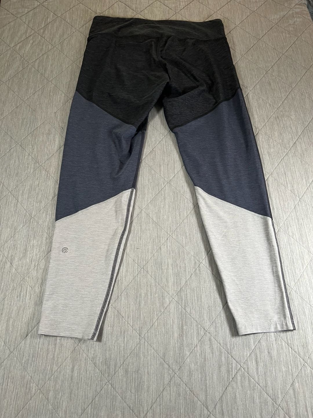 Champion Women's Colorblock Leggings Size XL 3
