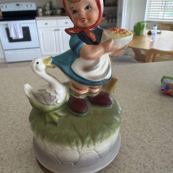 Vintage Hi Mark Hummel Style Ceramic Music Box Girl Feeding Goose