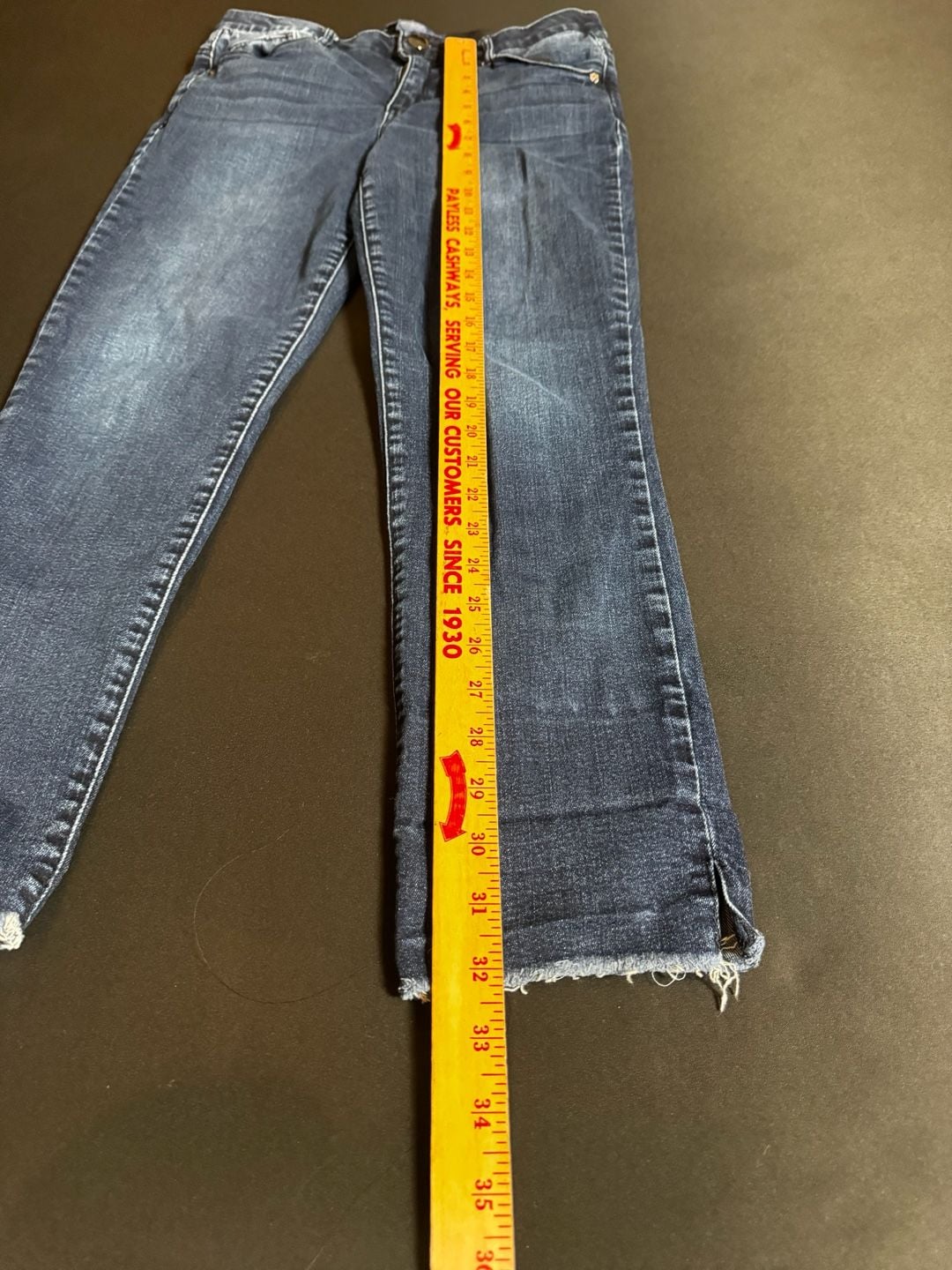 Democracy "Ab"solution Cropped Frayed Hem Jeans Size 6 3